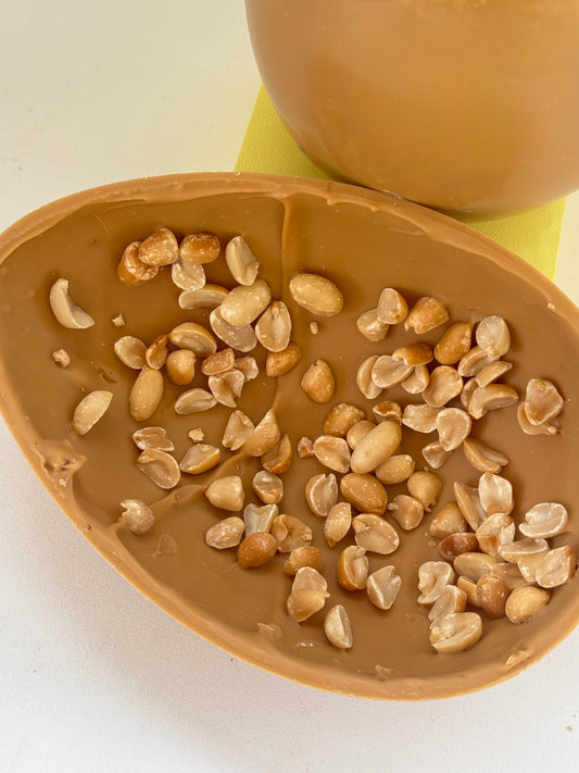 Uovo caramello e arachidi