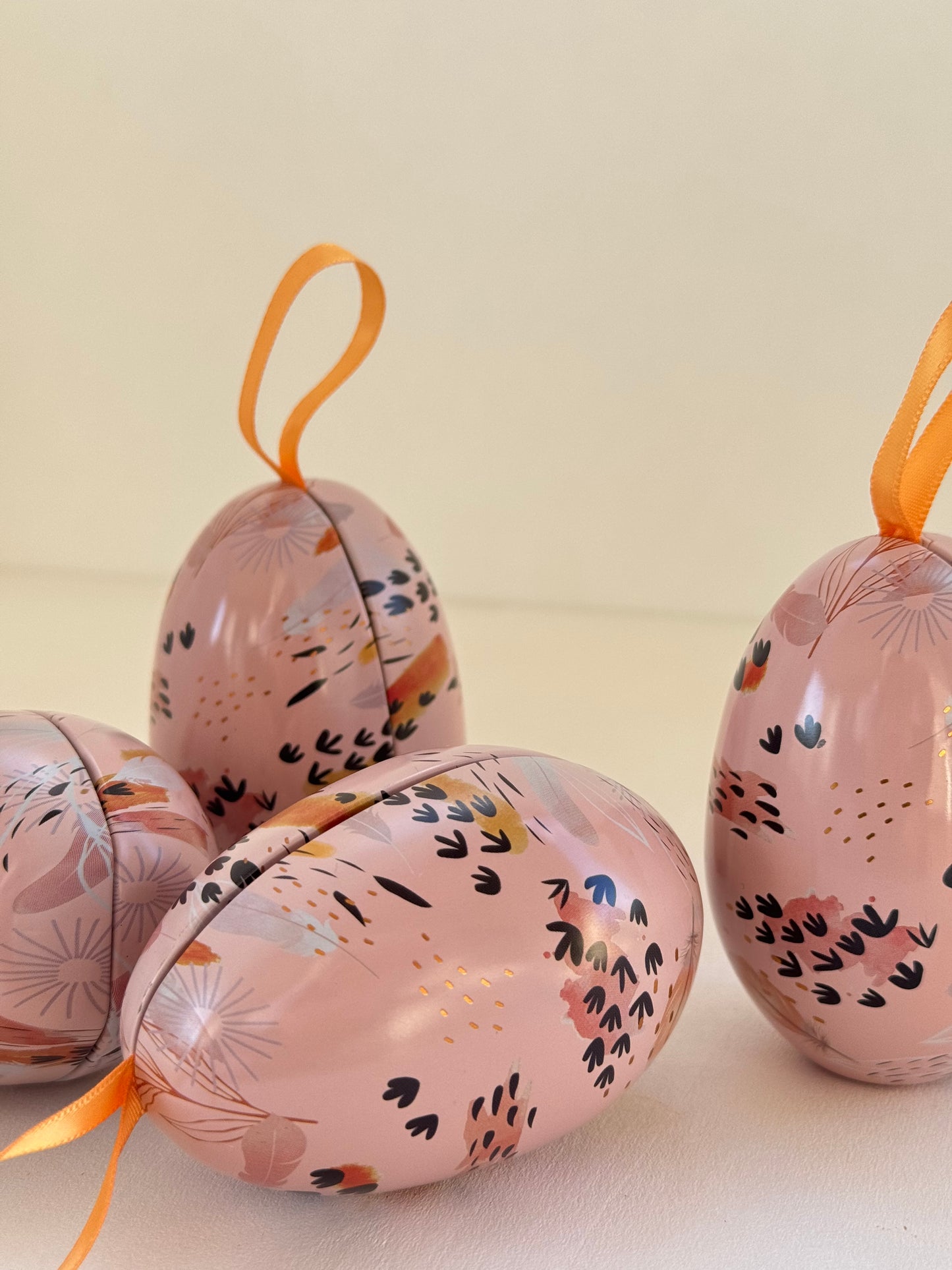 Ovetti di Cioccolato in Latta