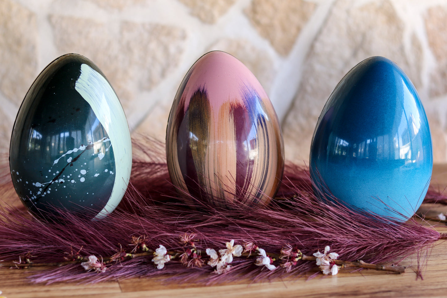 Uovo colorato fondente