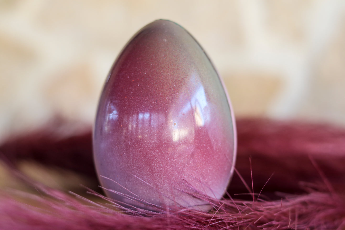 Uovo colorato fondente